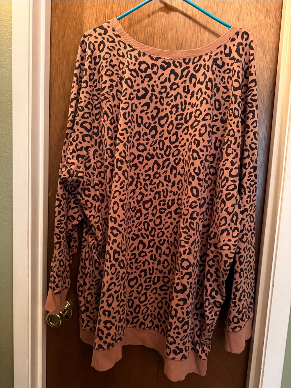 torrid Leopard Print Sweatshirt - Rust and Black - Picture 6 of 6